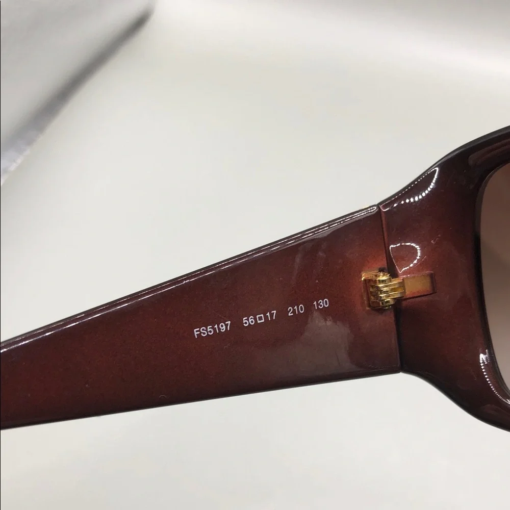 Fendi fs5197 sunglasses with logo brown burgundy square-rectangualr Italy.